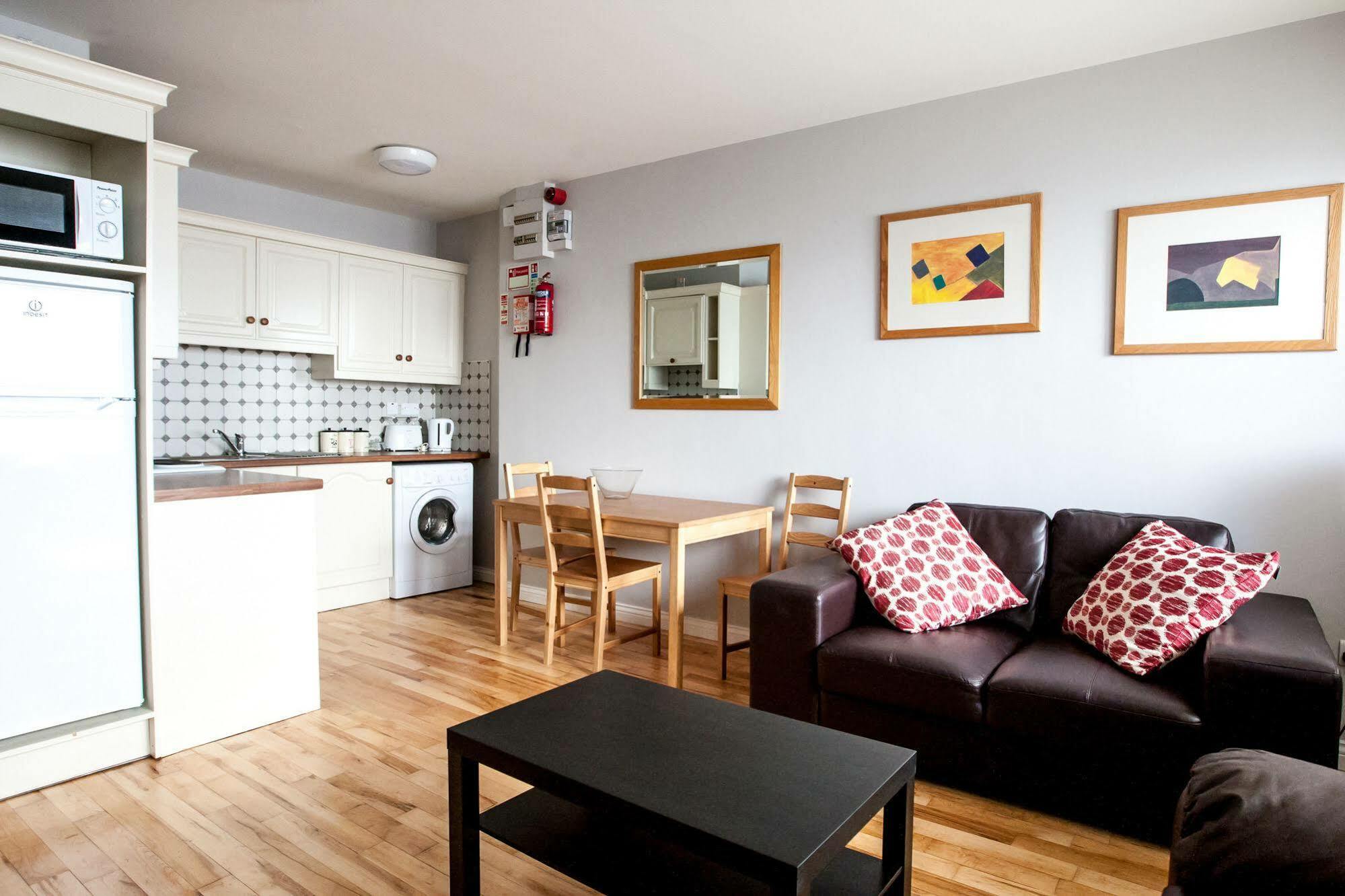 Dominick Street Apartments Galway Buitenkant foto