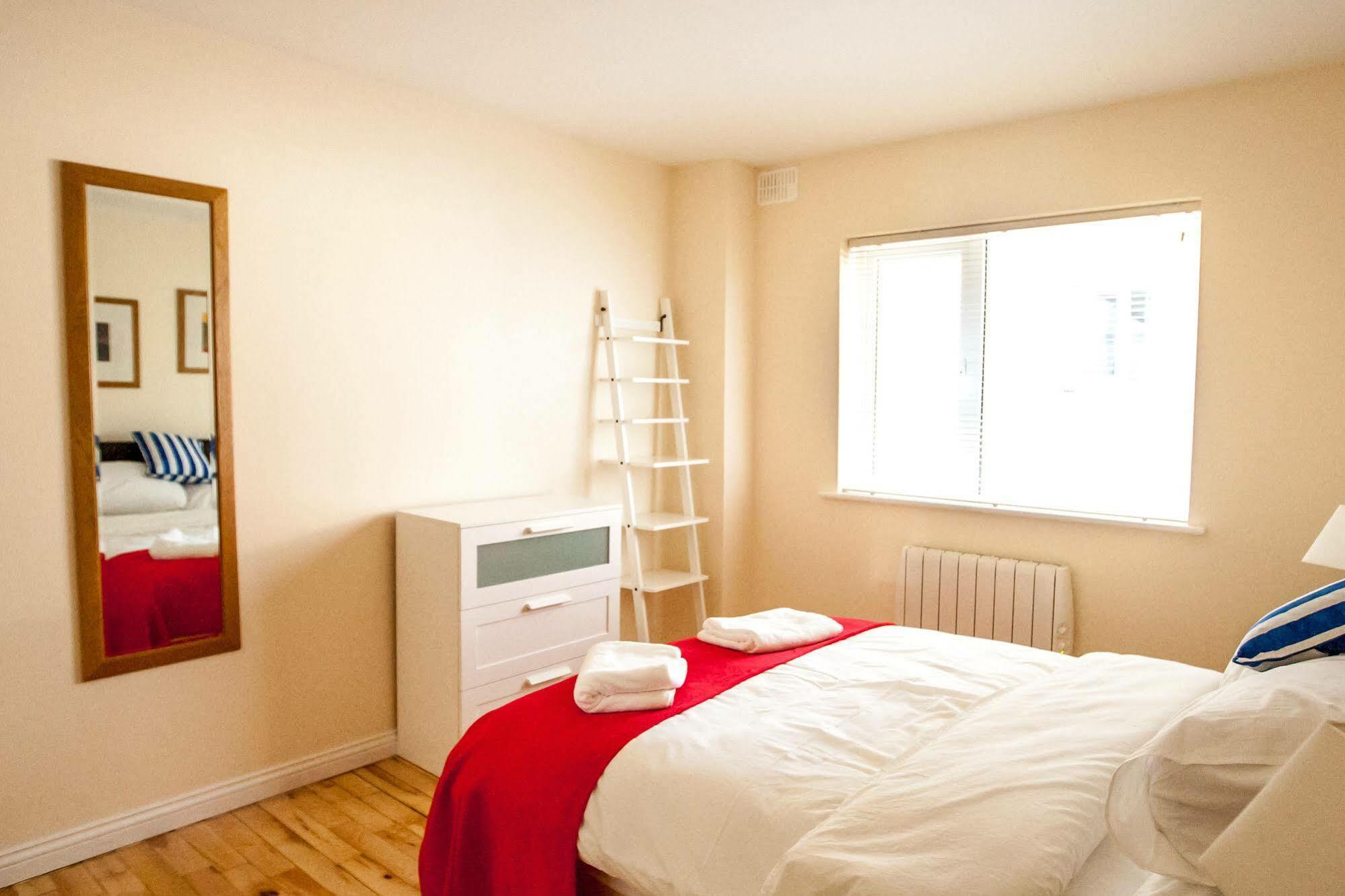 Dominick Street Apartments Galway Buitenkant foto